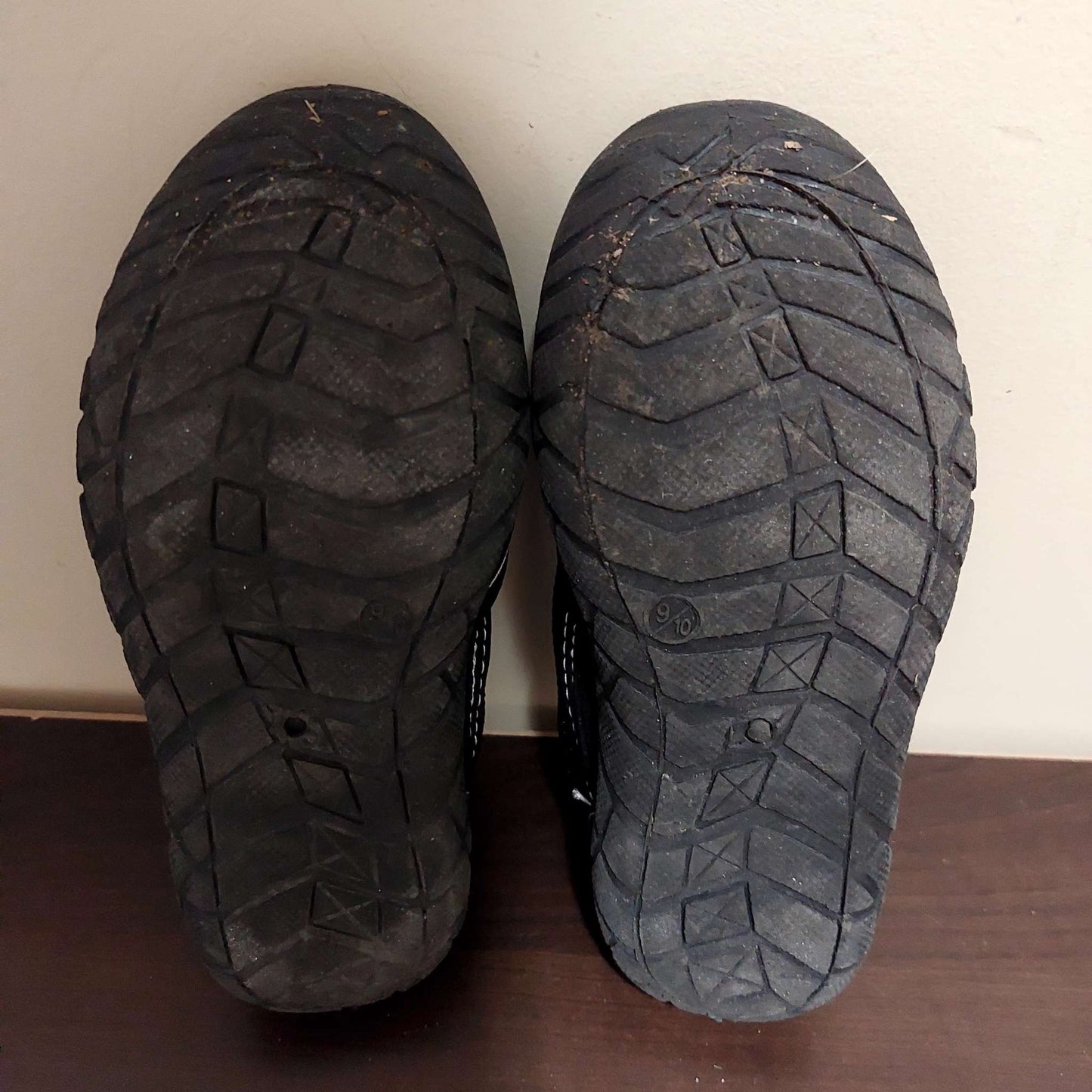 Water shoes - Athletic Works, Shoes 9 (Toddler:2-4yr)
