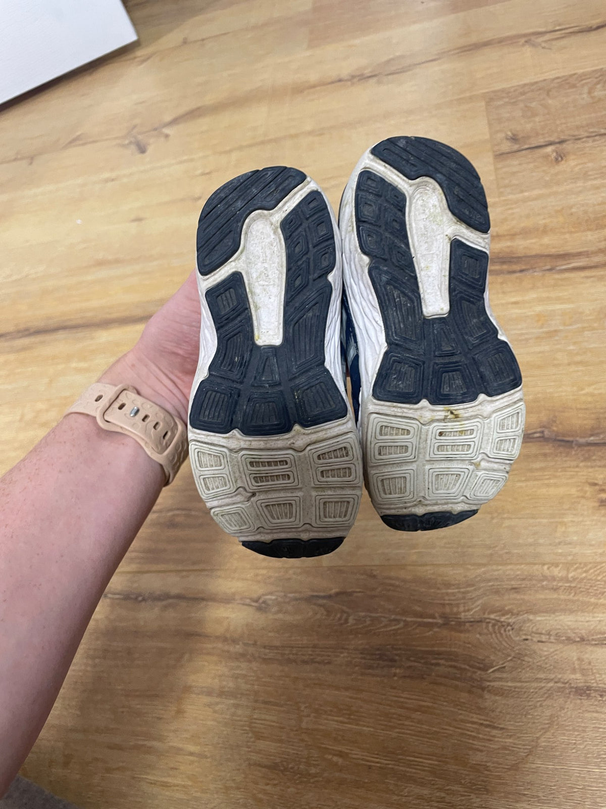 Toddler 6.5 shoes, Shoes 6.5 (Walkers:12-24 mth)