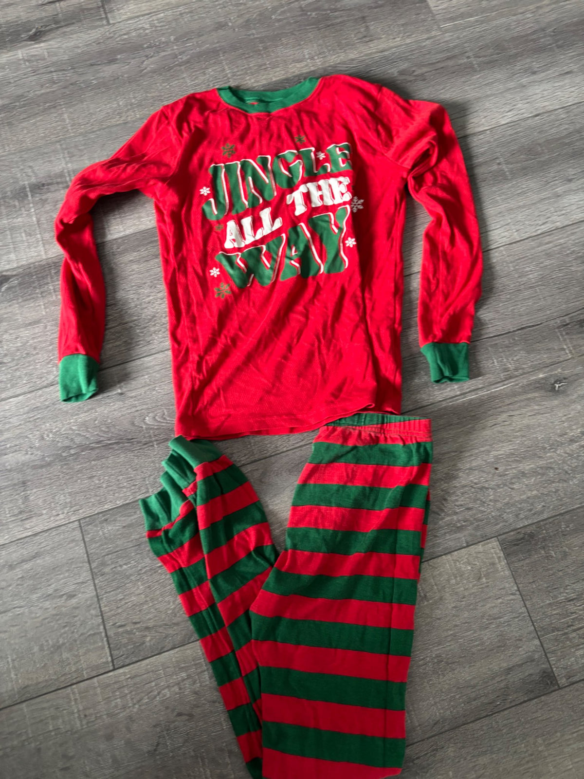 Boys youth Christmas pjs , Kids 14