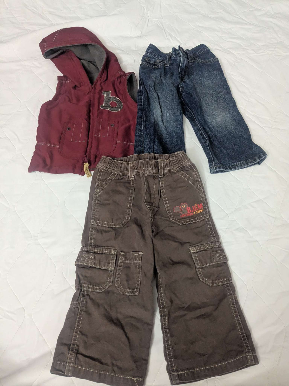 Bundle of 3 clothes, jeans&cargos and a vest, Kids 18 Month (12-18M)