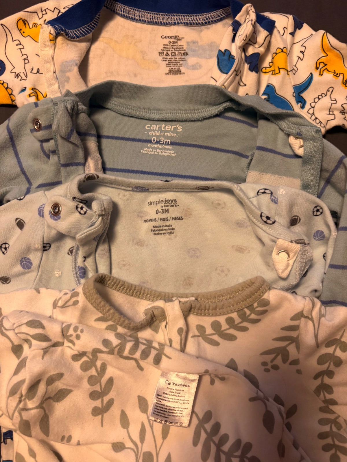 Baby boy sleepers with zippers (size 0-3 months) , Kids 3 Month (0-3M)