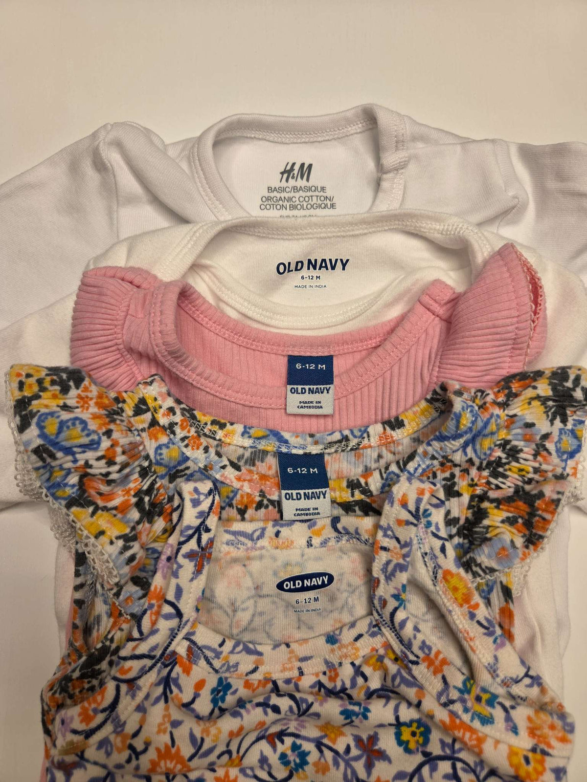 Old Navy and H&M Girls Onesie Bundle, 6-12M, 5 Items, Kids 12 Month (9-12M)