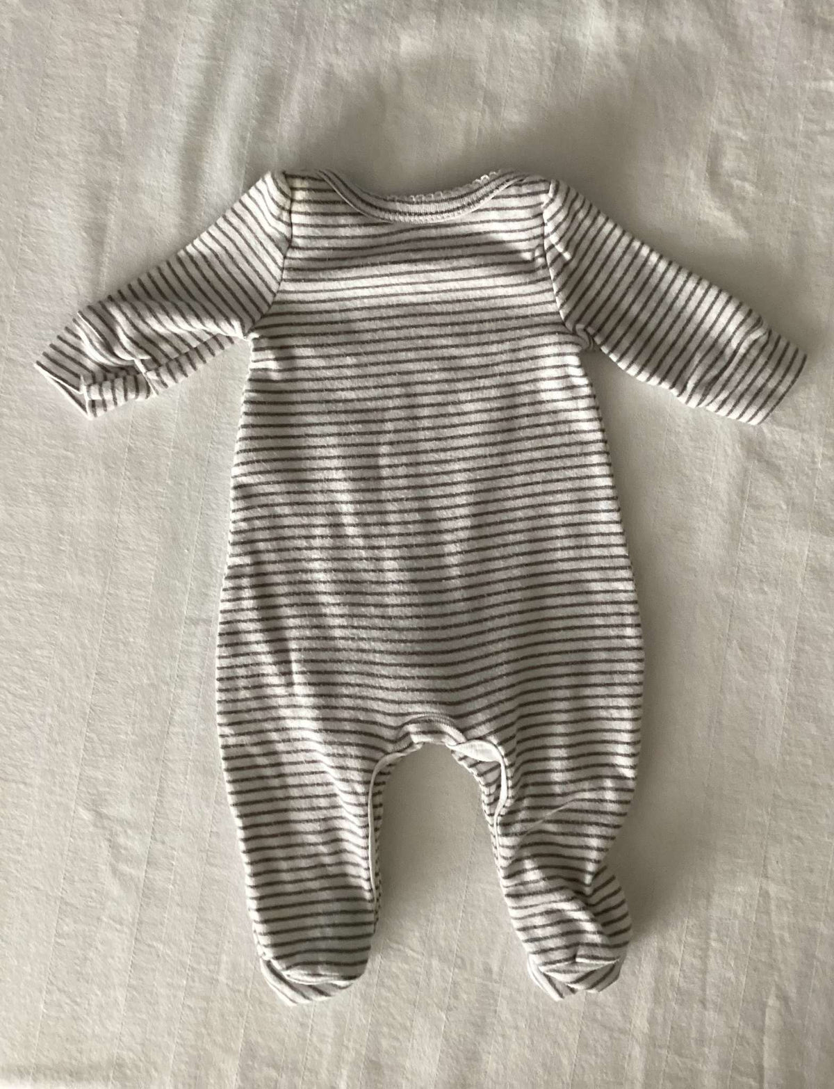Baby Gap Onesies (Bundle of 2) 0-3 months, Kids 3 Month (0-3M)