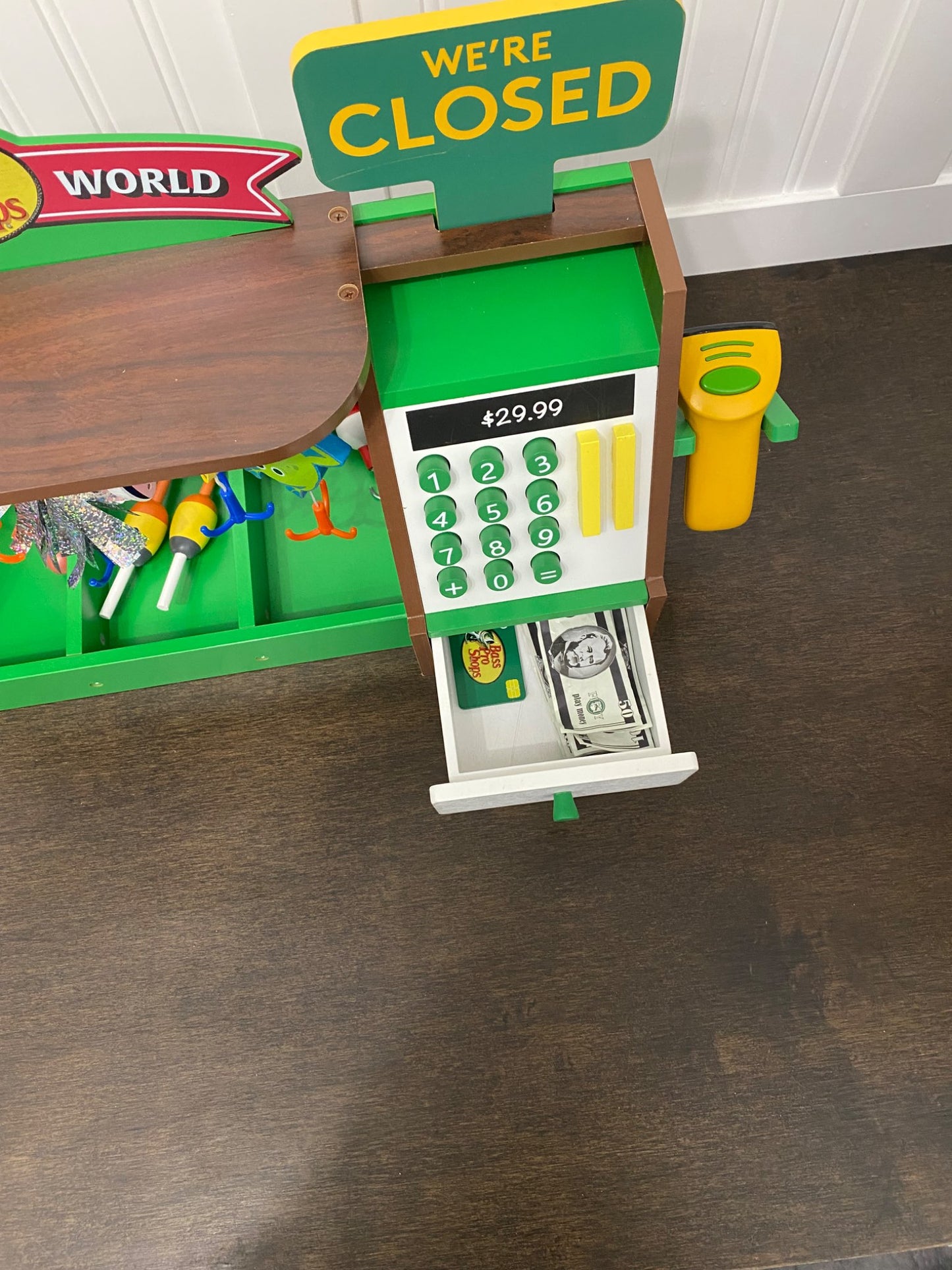 Bass Pro Shop Fishing Shop/Register Toy EUC