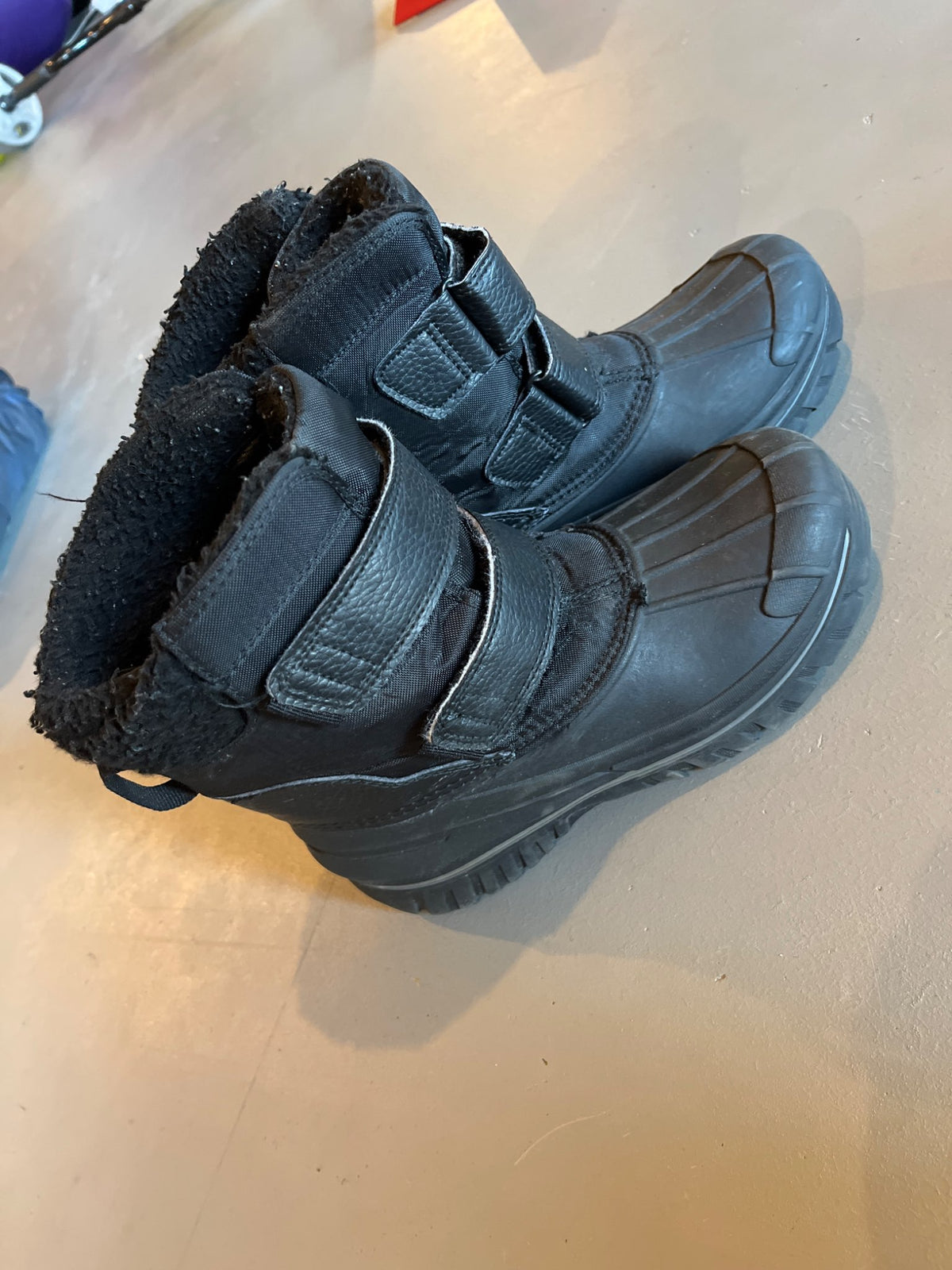 Winter Boots - Big Kid Sz 4, Shoes 4 (Big Kids:8–12yr)