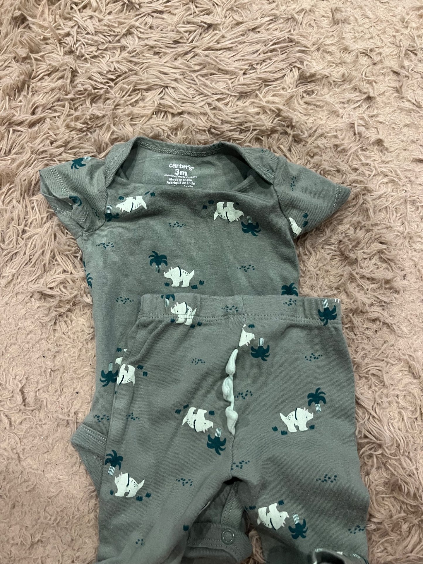 Adorable Carters Dino Set 3m , Kids 3 Month (0-3M)