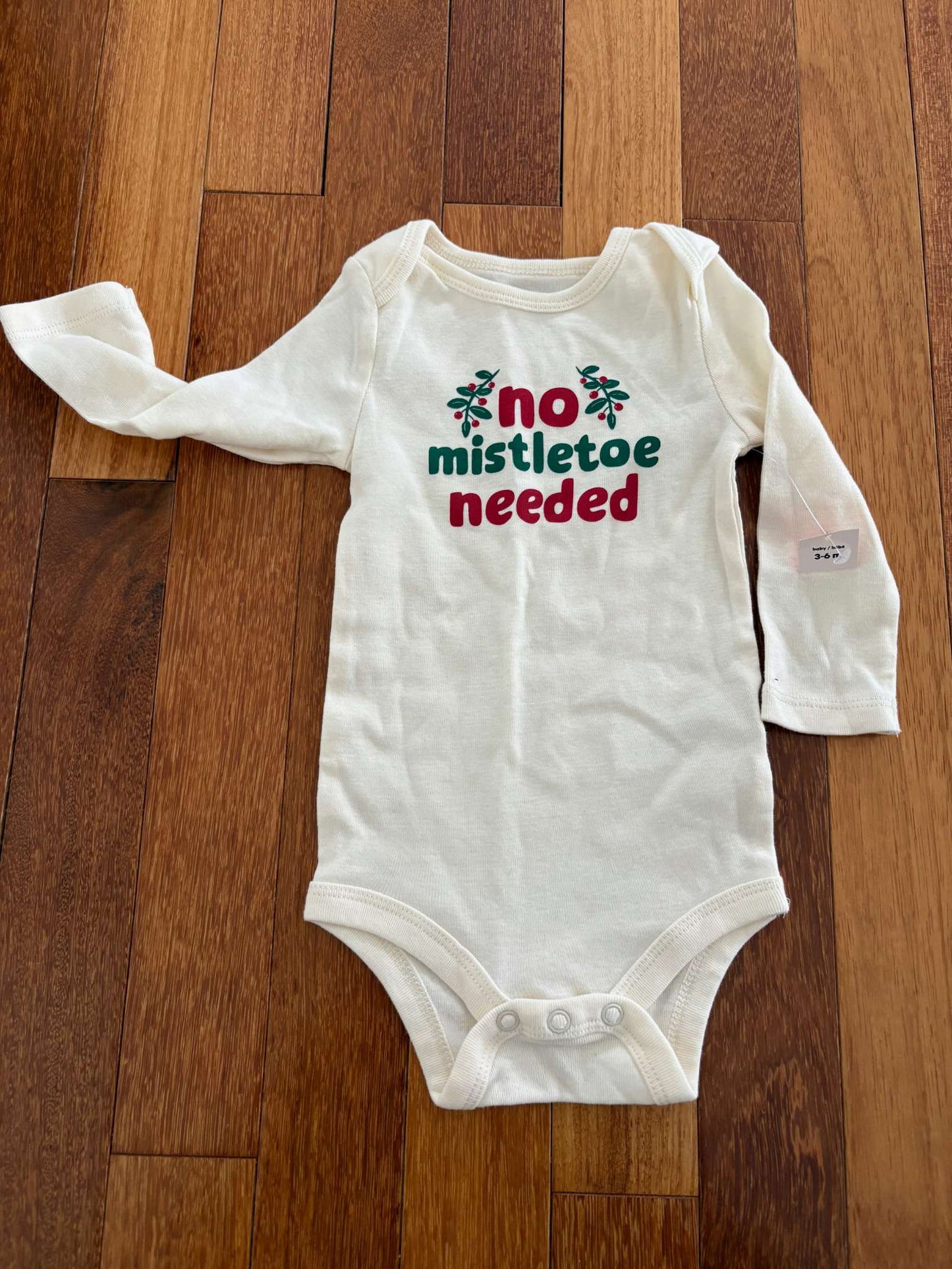 JoeFresh Holiday Onesie 3-6 mths, Kids 6 Month (3-6M)