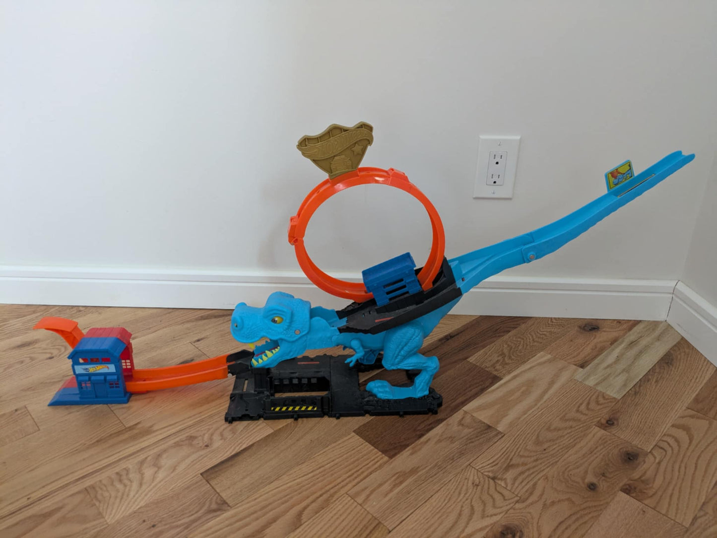 hot wheels city t rex chomp down