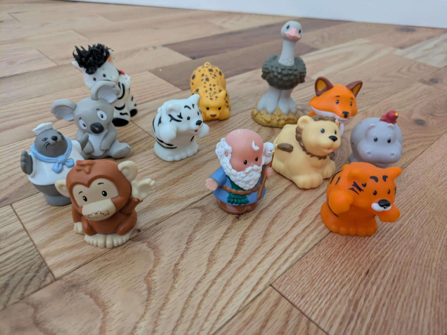 Little people Figurines - Misc.