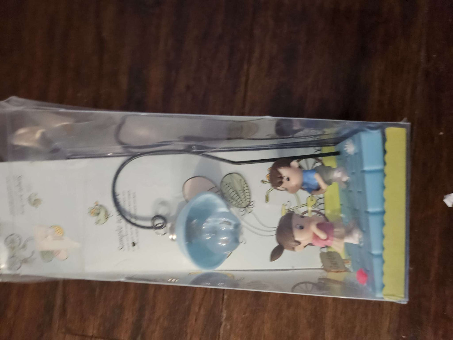 Cute Miniature Boy & Girl Couple Under Street Lamp Diorama Decor | New