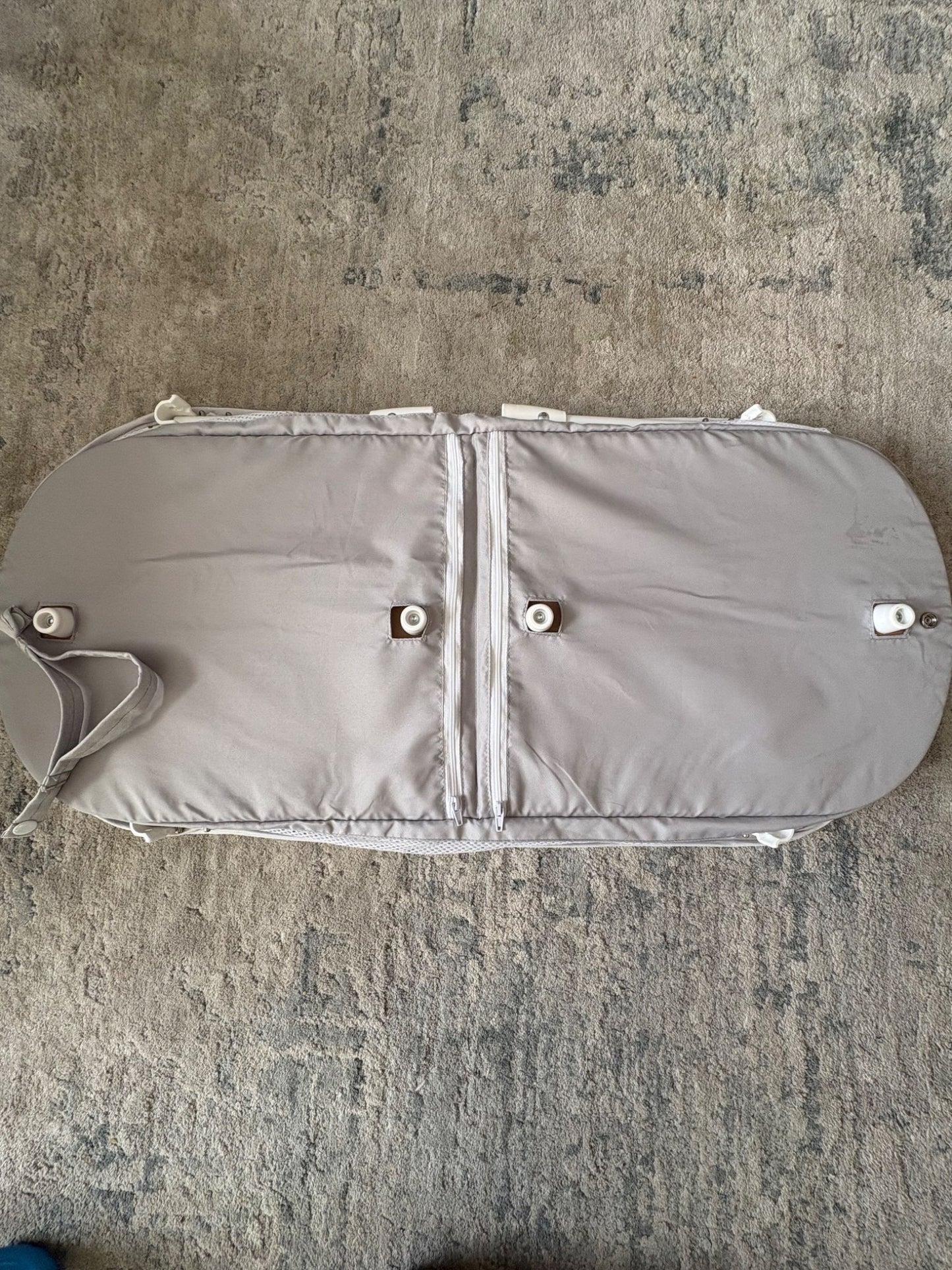 Baby Delight Collapsible Travel Bassinet