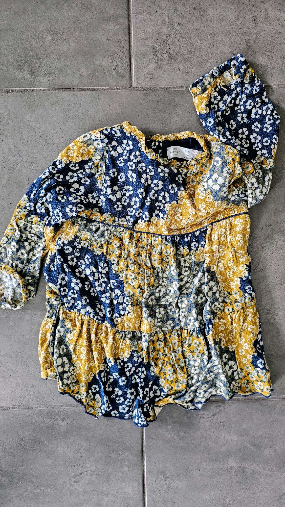 Zara Baby Girls Yellow Floral Dress – 18 months, Kids 18 Month (12-18M)