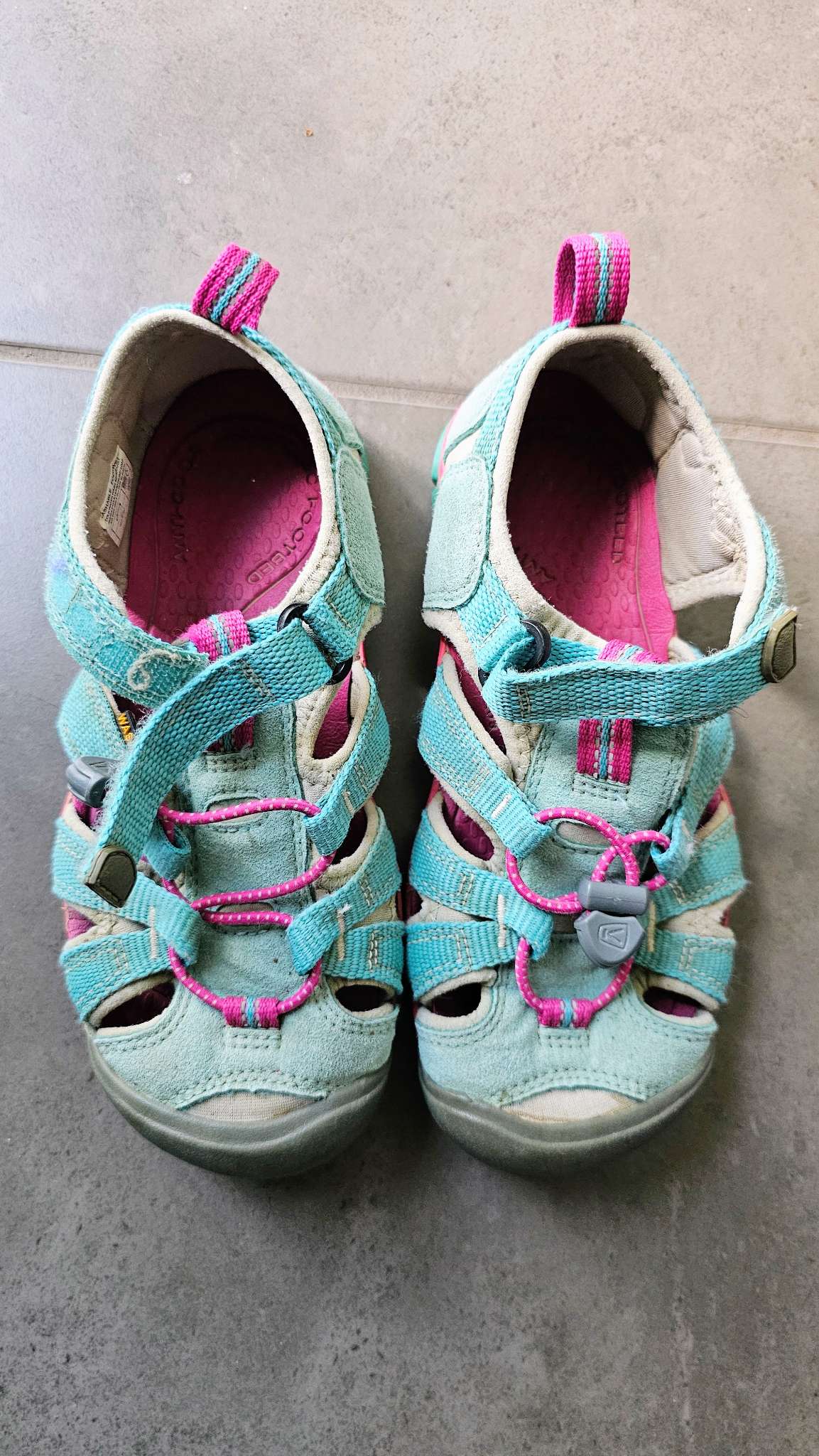Keen Kids Teal & Pink Sandals - size 1, Shoes 1 (Kids:4-8yr)