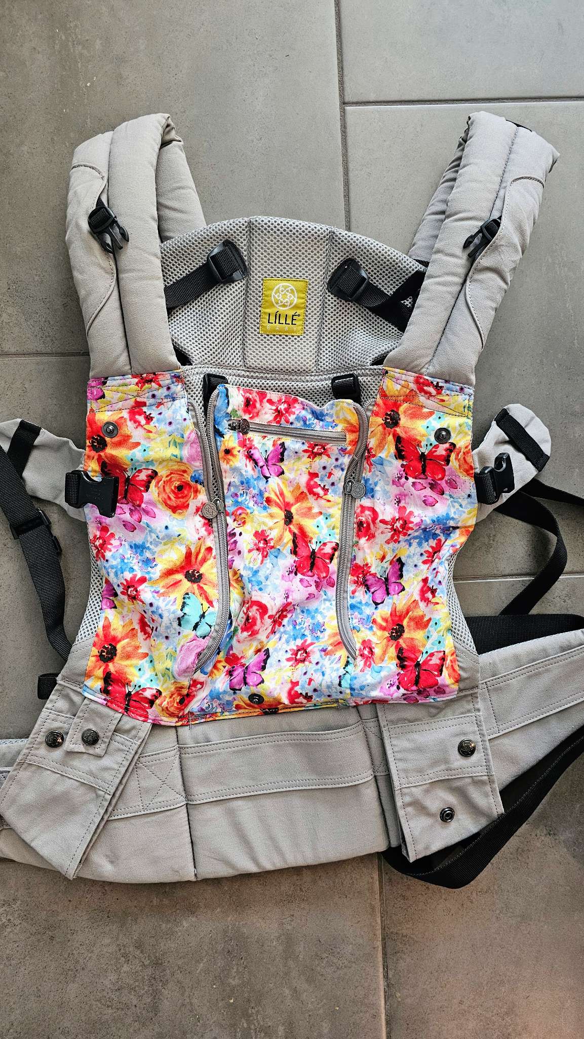Lille baby carrier