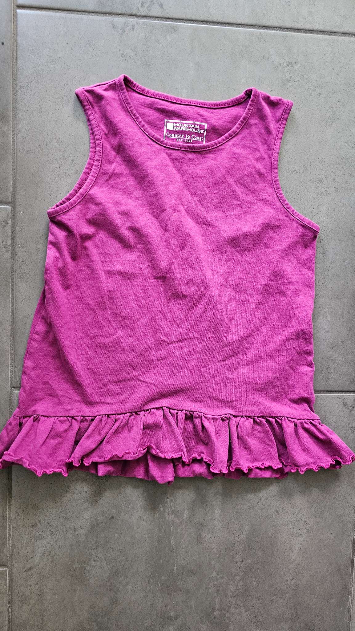 Mountain Warehouse Girls Pink Ruffle Top – size 9, Kids 10