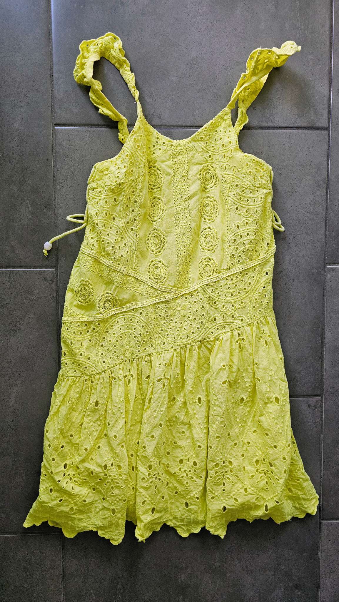 Zara Girls Lime Eyelet Dress - size 10, Kids 10