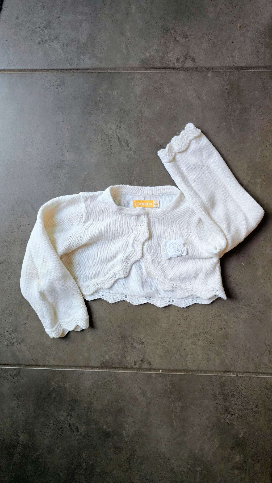 Chalicen White Scallop Bolero Cardigan (12 Months), Kids 12 Month (9-12M)