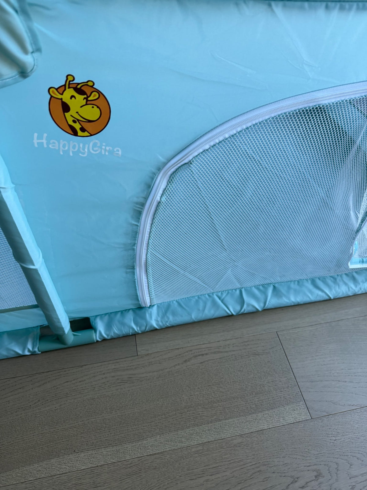 Large Playpen - Happy Gira Brand (80” x 80”)