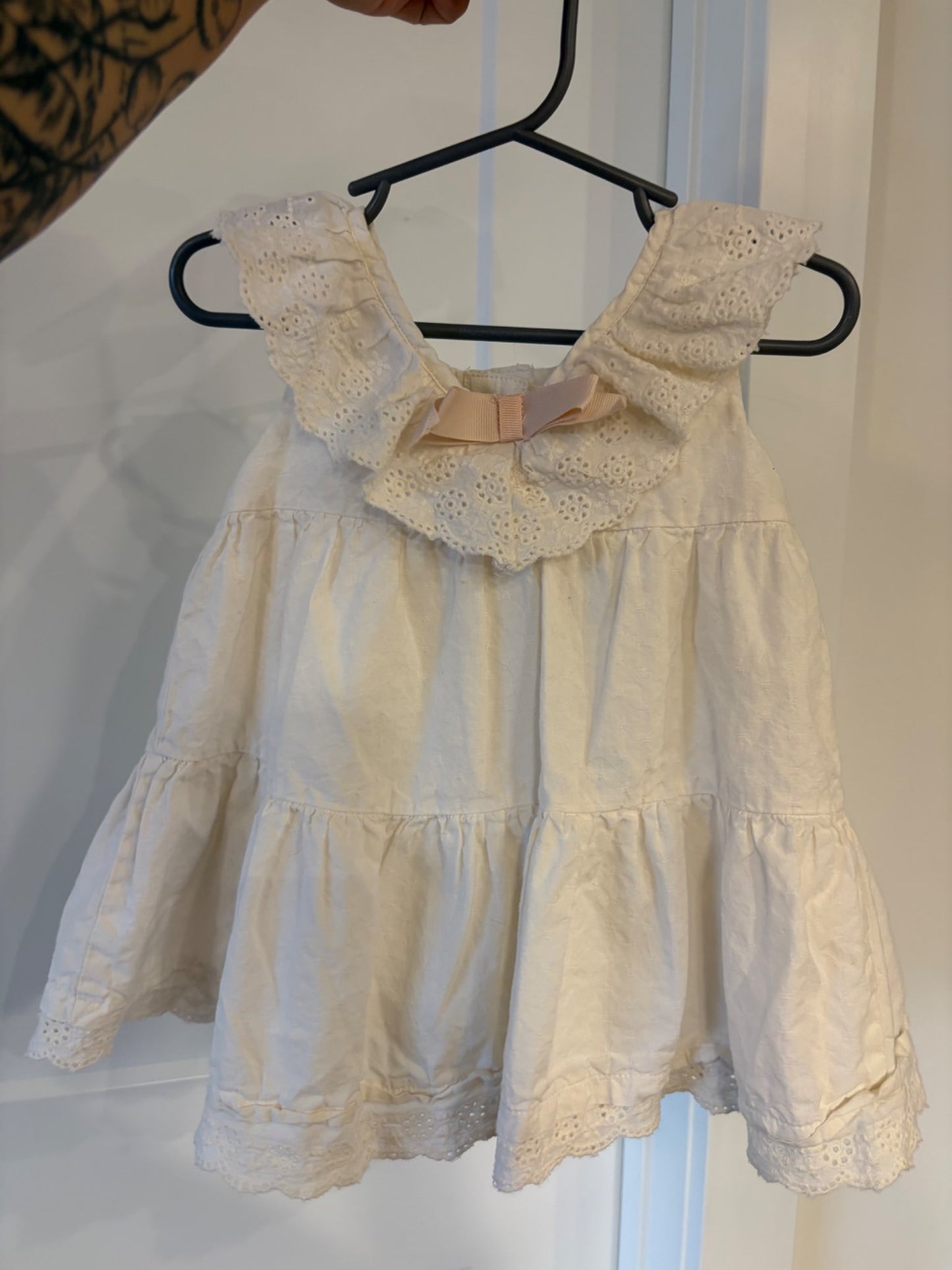 white ruffle western / stampede dress, 2T , Kids 2T