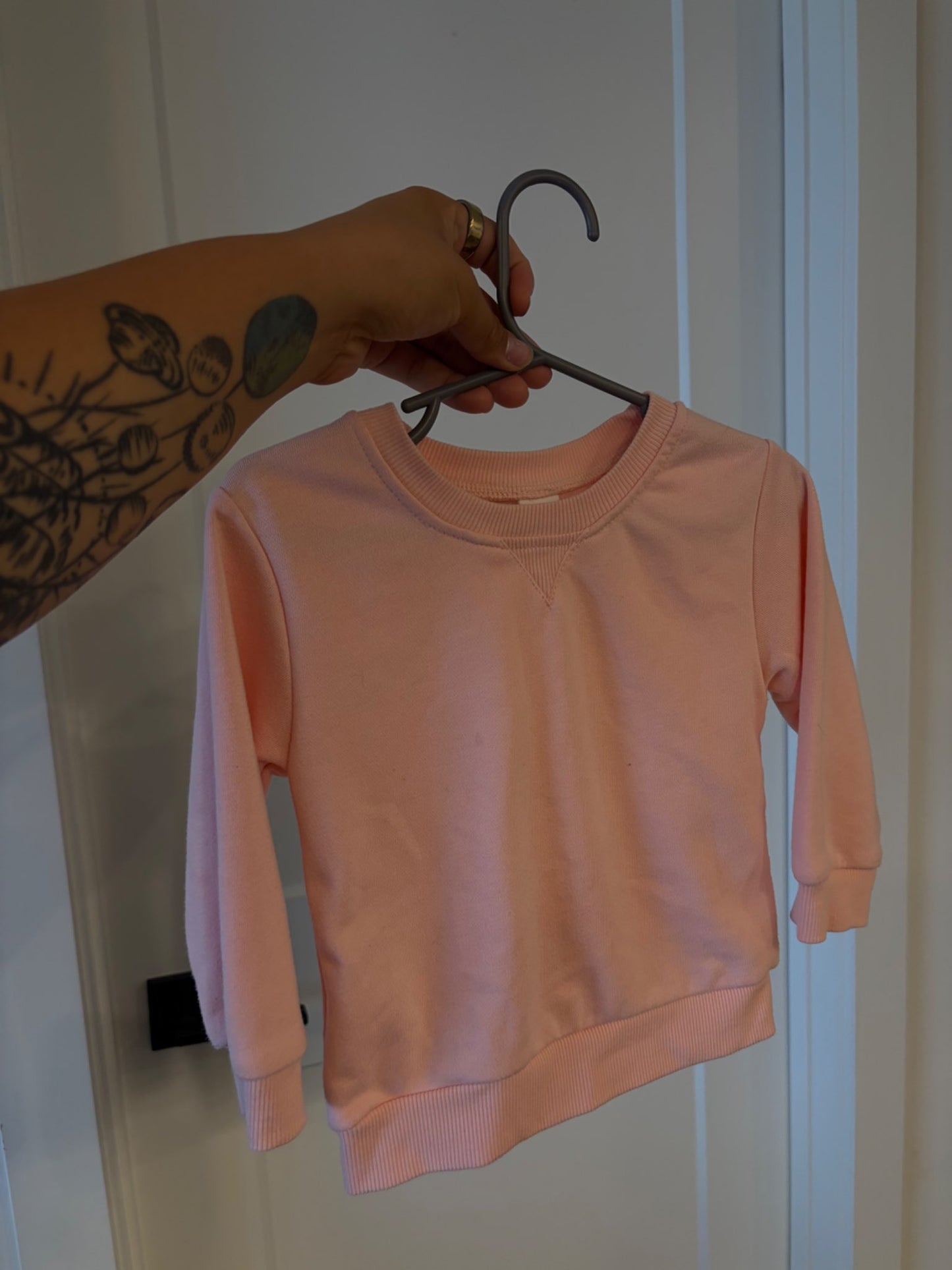 Shein kids, florecant pink crew neck , Kids 24 Month (18-24M)