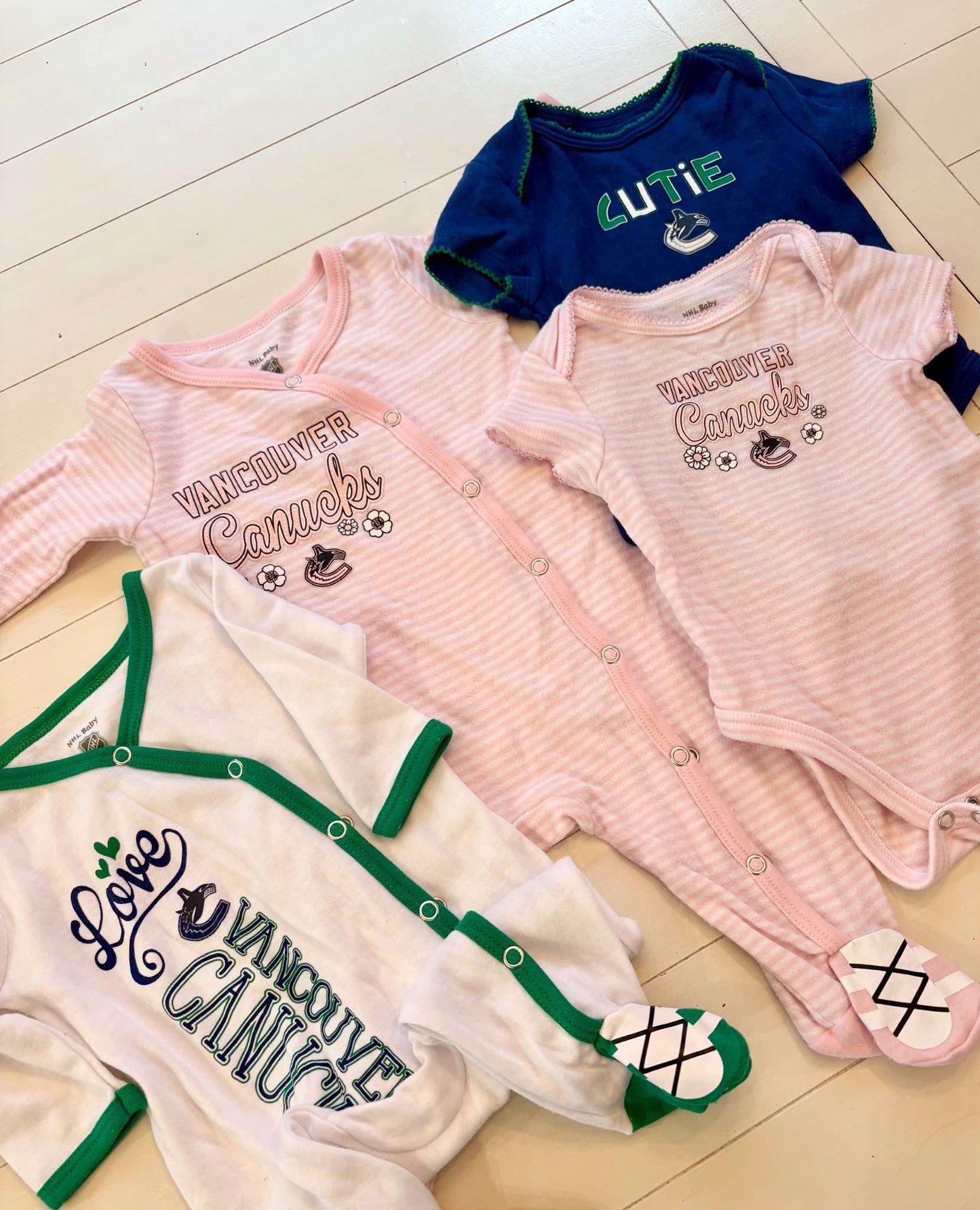 Vancouver Canucks Bundle, Kids 3 Month (0-3M)