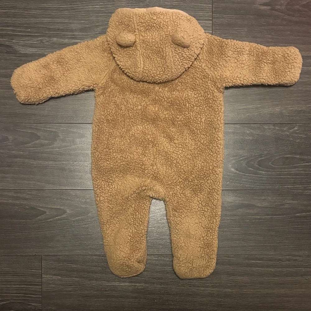 Baby Gab fuzzy bear onesie, Kids 6 Month (3-6M)