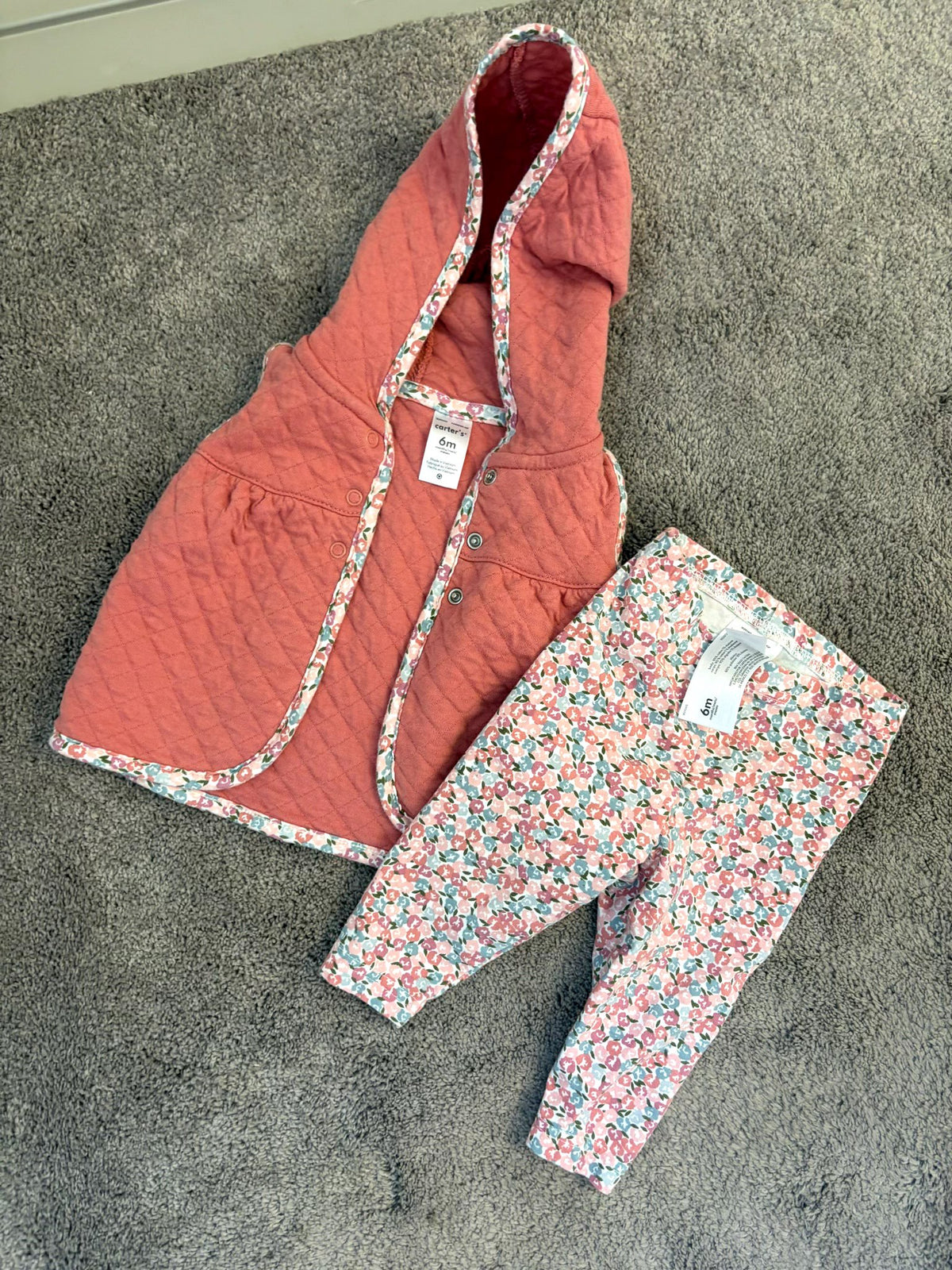 Carter's spring or fall floral legging and vest outfit (3-6 m), Kids 6 Month (3-6M)