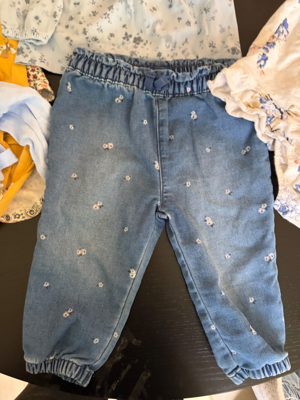 Carter's 12 month girl's clothing bundle (dress, sweater, pants, onesie, shirt) - mix and match, Kids 12 Month (9-12M)