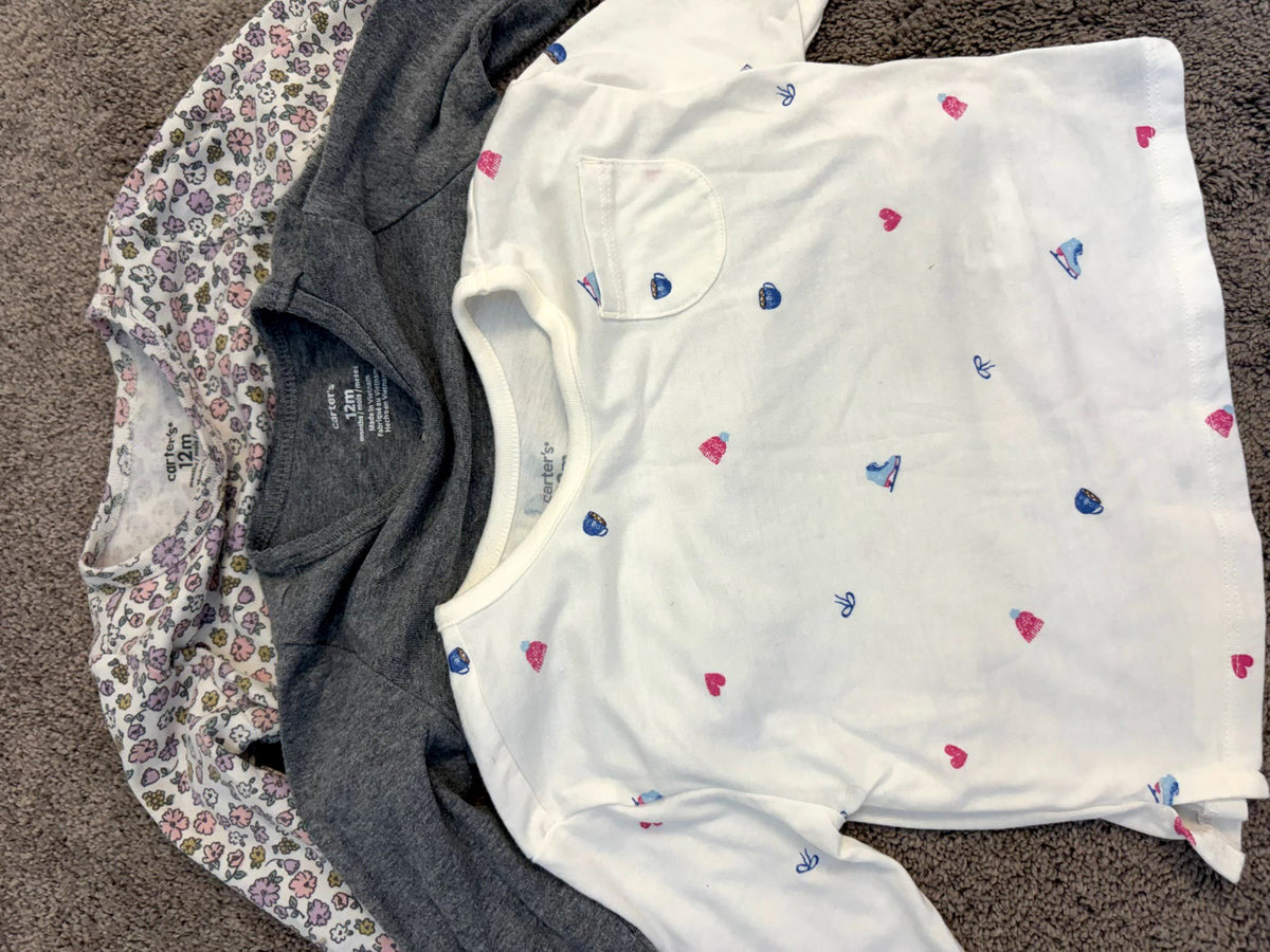 Mixed bundle 12m long sleeve Carter's shirts (EUC) - includes winter skating themed, Kids 12 Month (9-12M)