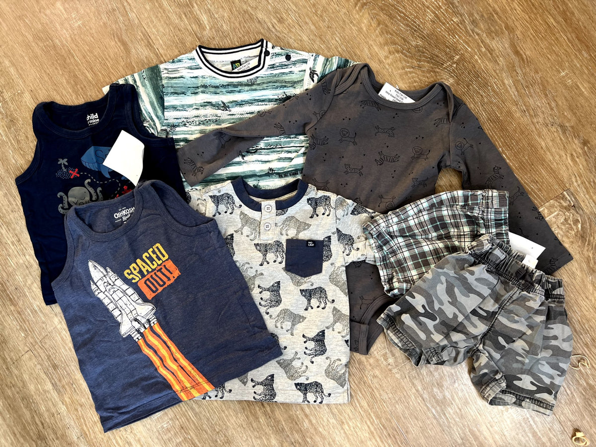 BOYS BUNDLE: shorts and shirts- 24 months, Kids 24 Month (18-24M)