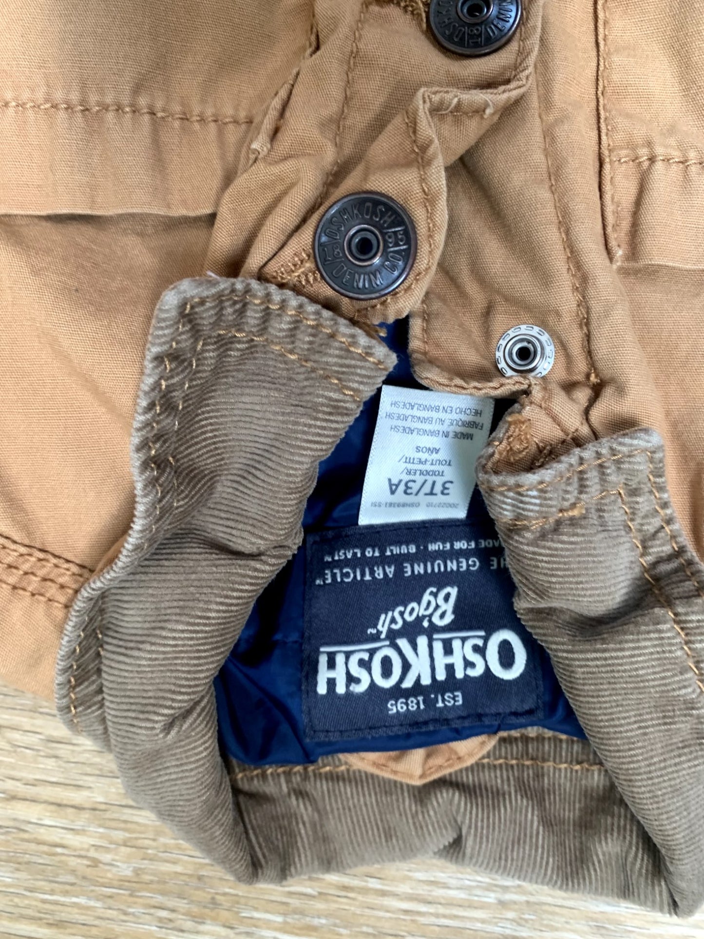 Osh Kosh B'Gosh Coat - size 3T, Kids 3T