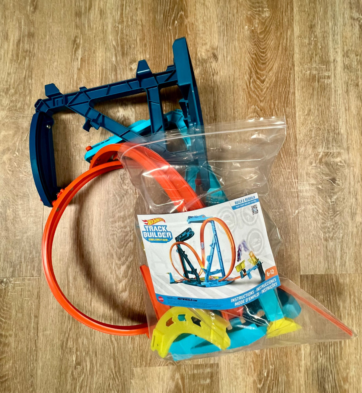 Hotwheels Trackbuilder Unlimited - infinity loop