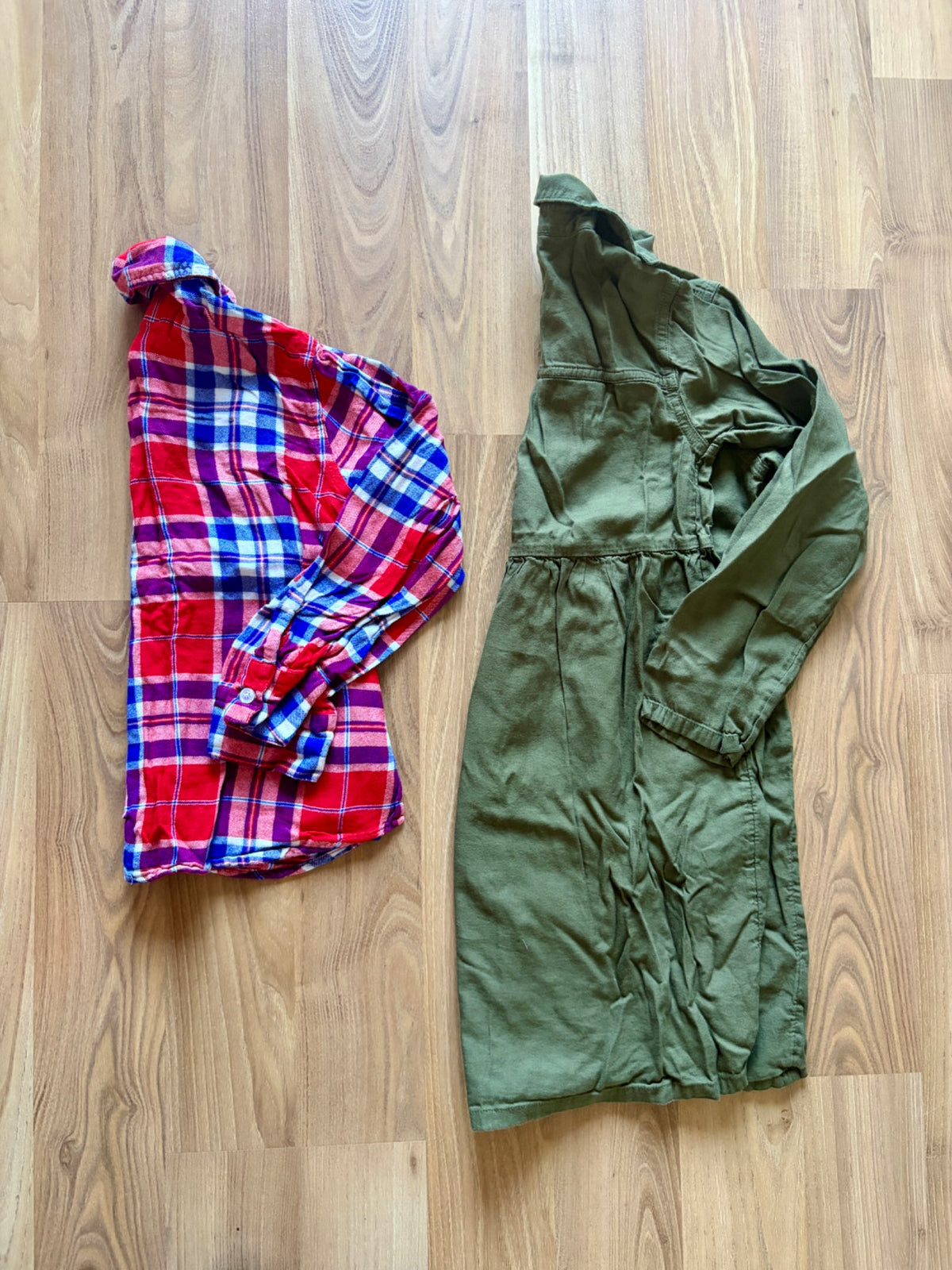 2x light flannel size 8/10, Kids 8