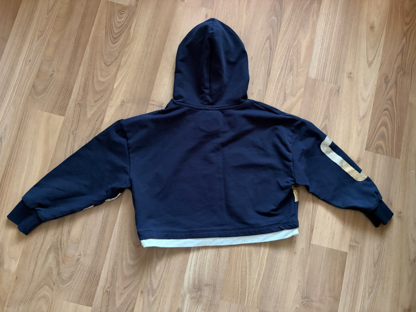 Cropped hoodie size 7/8, Kids 7