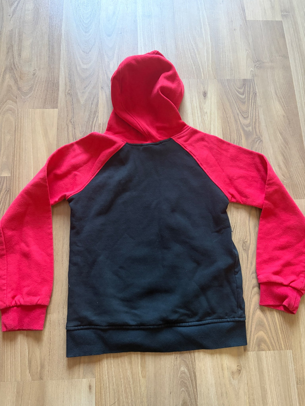 Under Armour hoodie, Kids 8