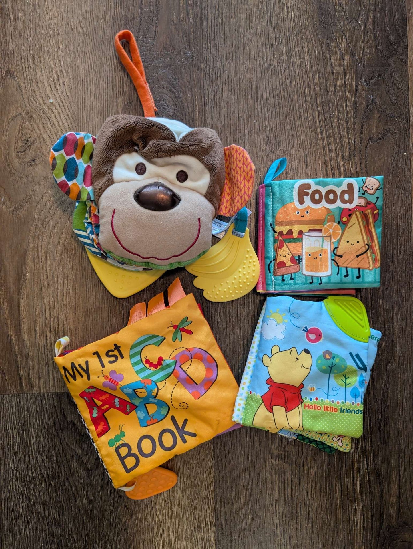 Crinkle book bundle: 4 books