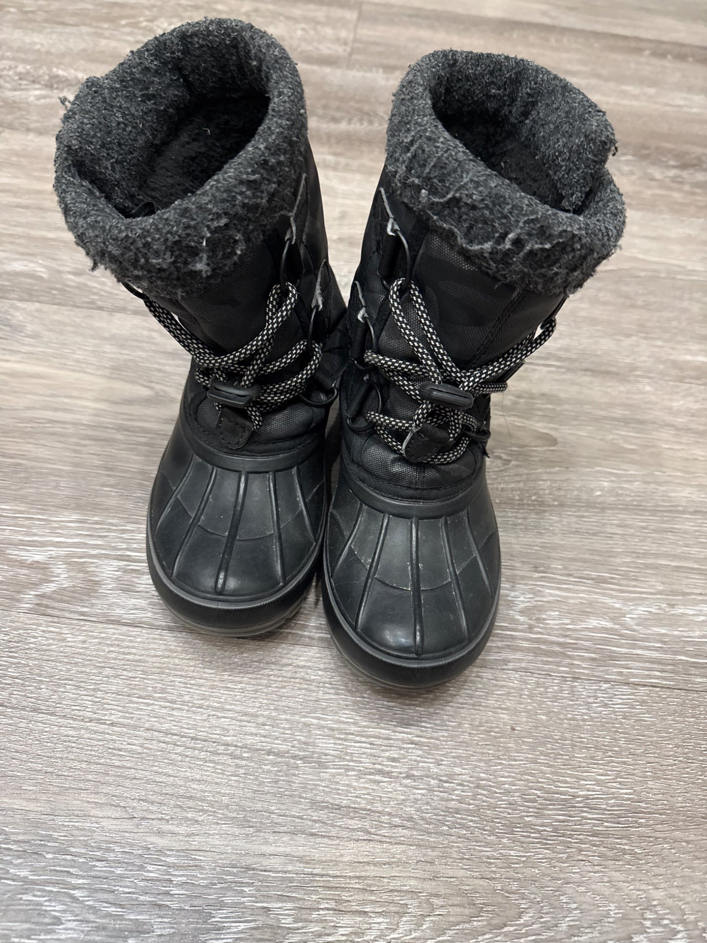 Size Thirteen boys Thinsulate boots- some wear, Shoes 13 (Kids:4-8yr)