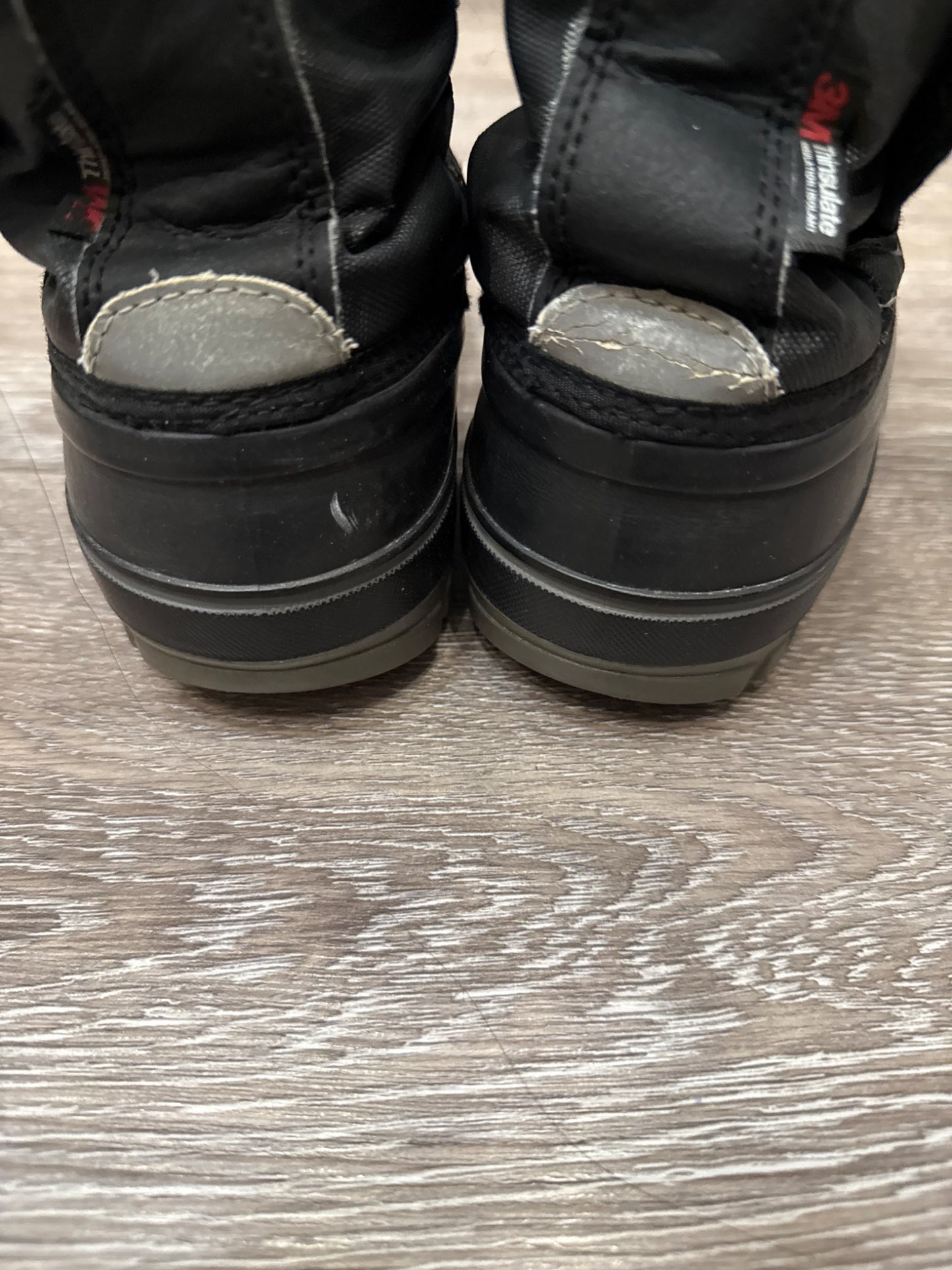 Size Thirteen boys Thinsulate boots- some wear, Shoes 13 (Kids:4-8yr)