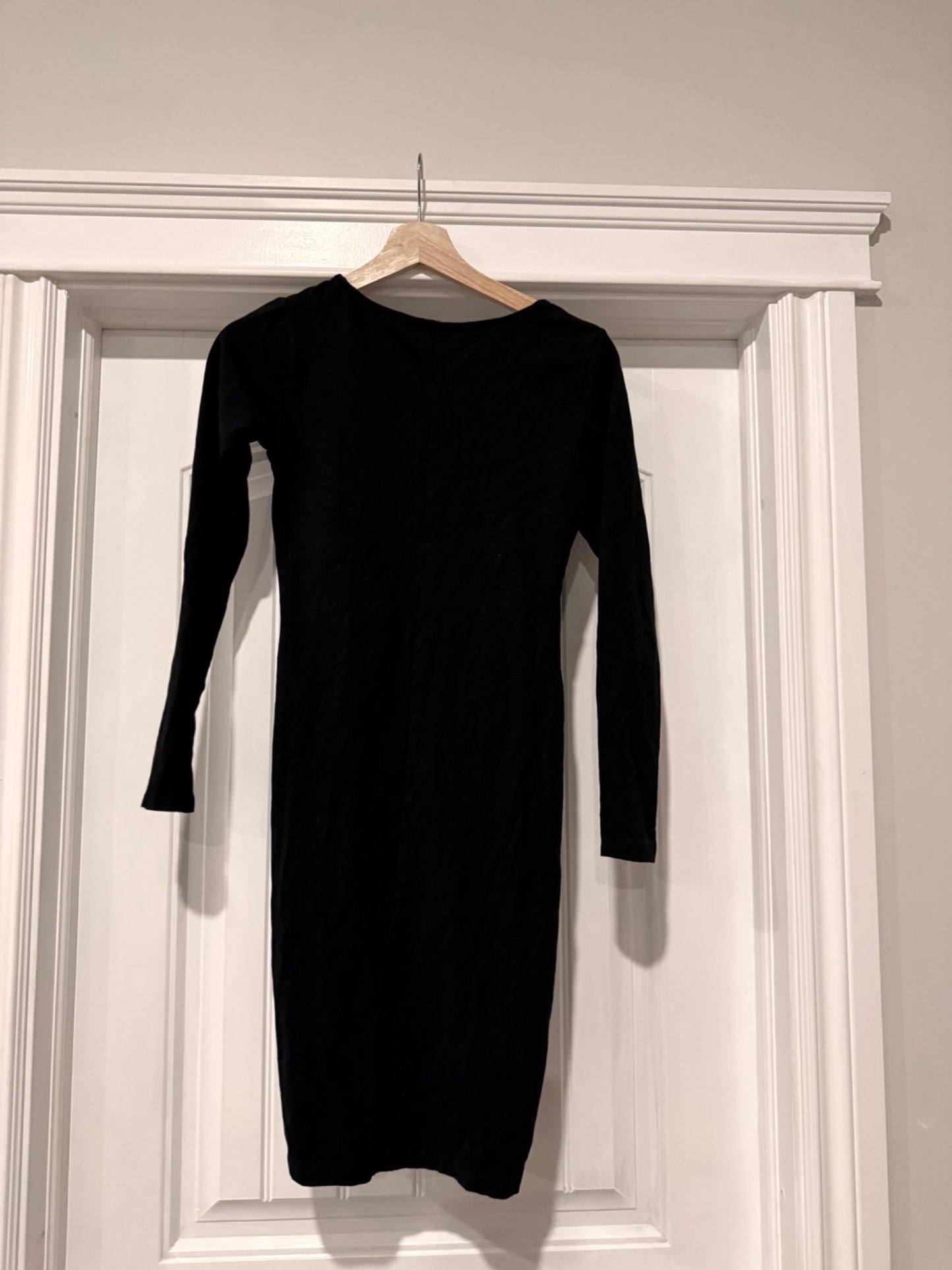 H & M knot front stretchy Maternity dress, Maternity S (4-6)