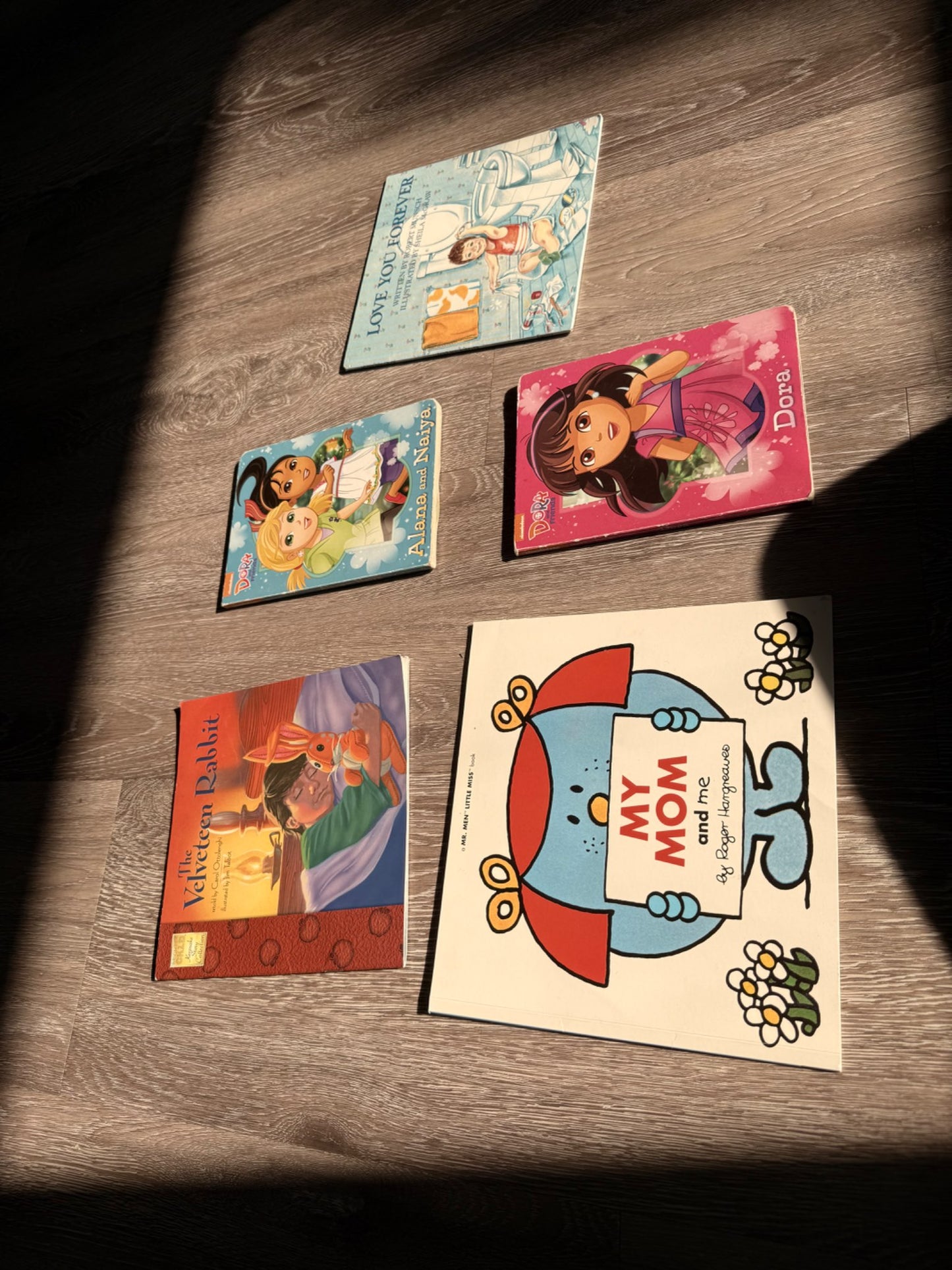 Book bundle with Robert Munsch’s I love you Forever