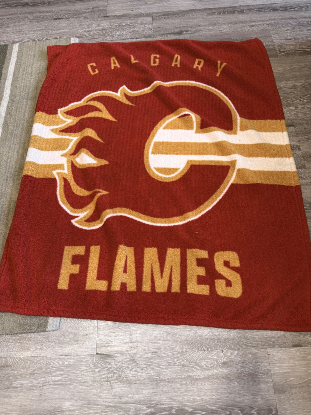 Flames Throw for a smaller bed