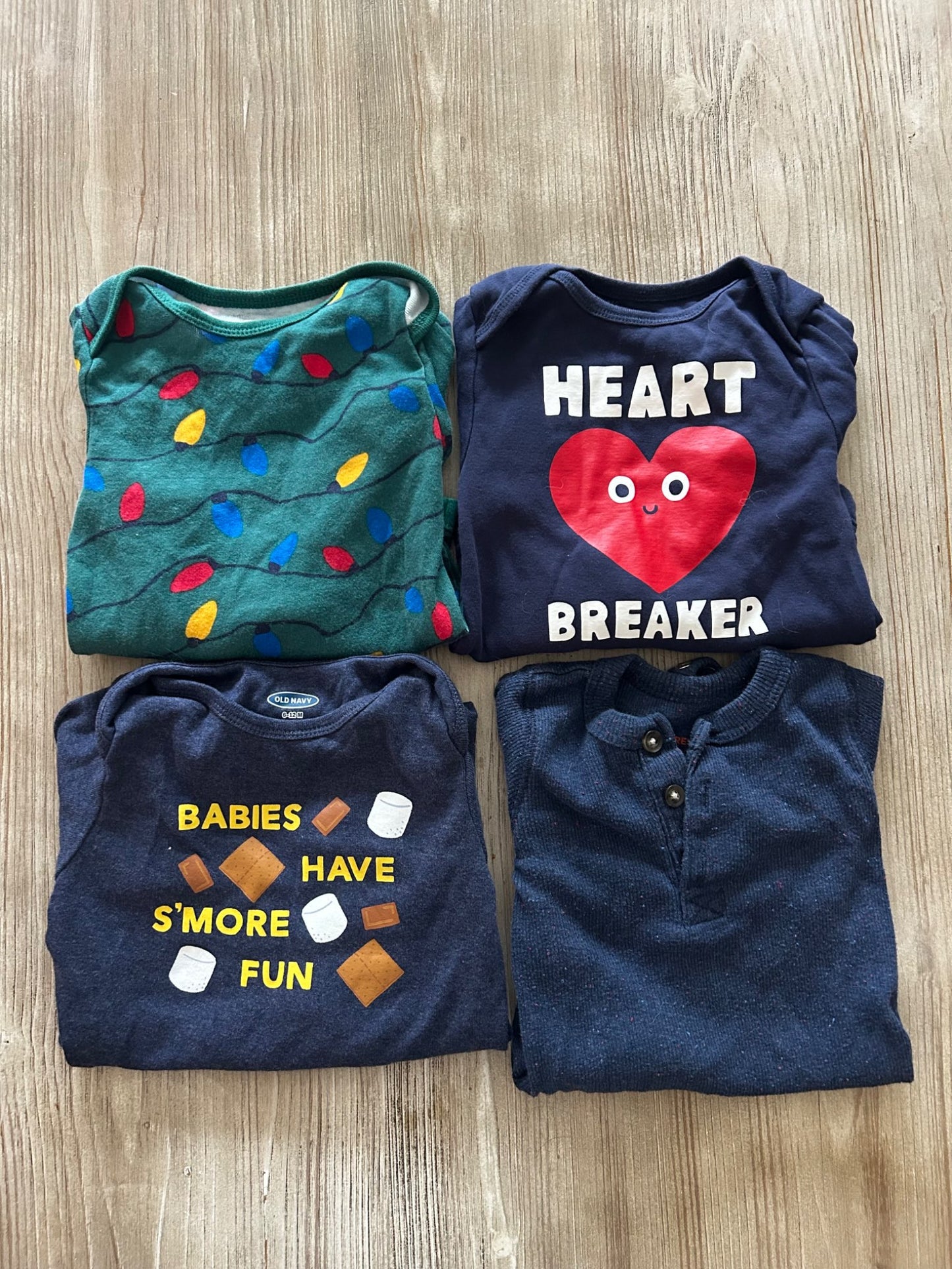 Long sleeved onesies 6-12 m, Kids 12 Month (9-12M)