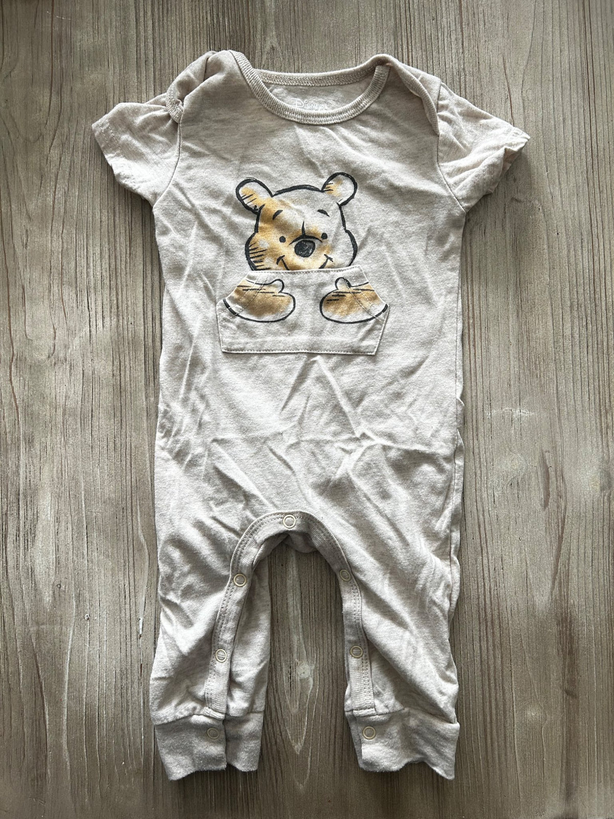 Winnie the Pooh onsie, Kids 9 Month (6-9M)