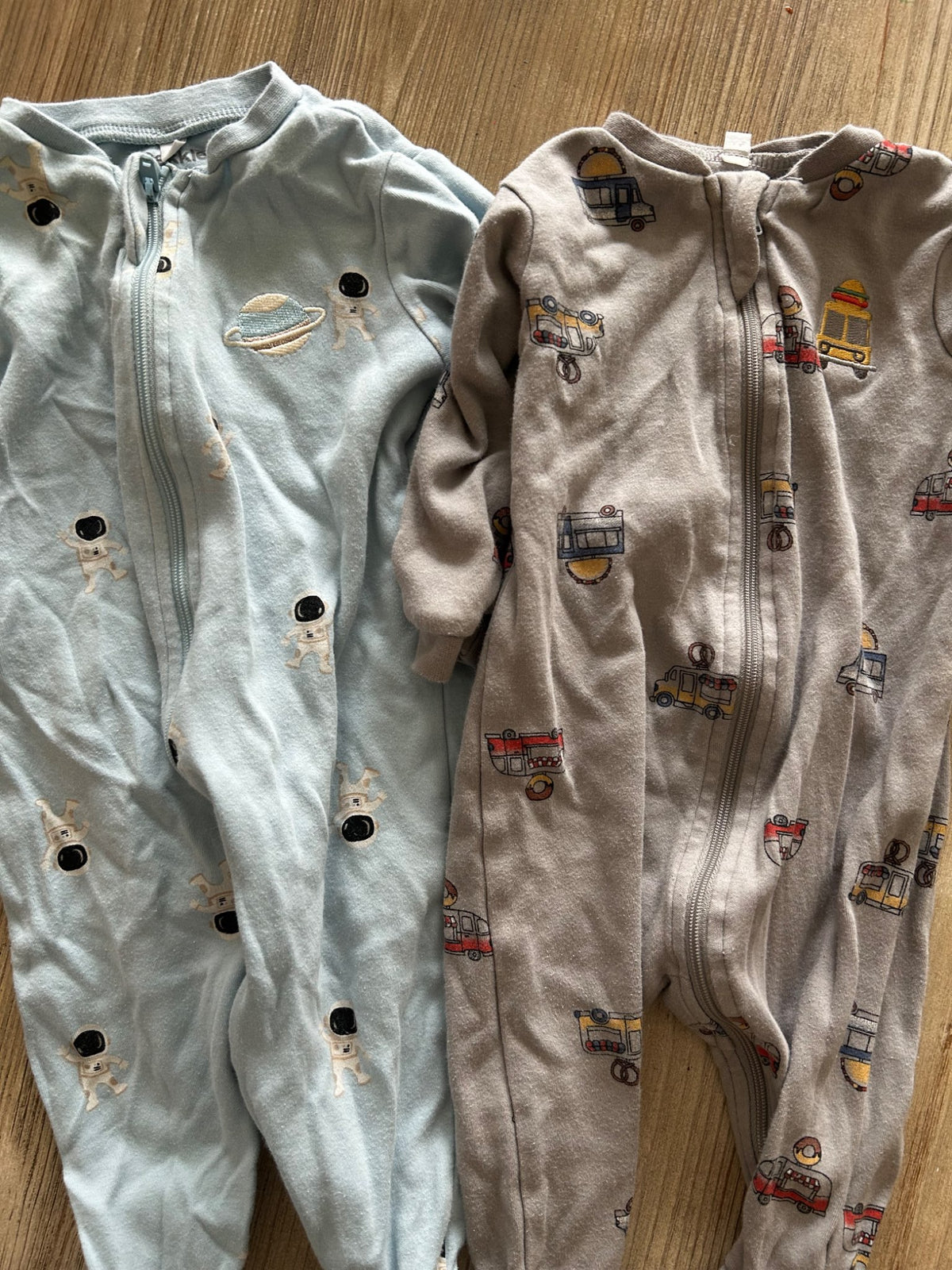 Pekkle Footed Onesies, Kids 6 Month (3-6M)