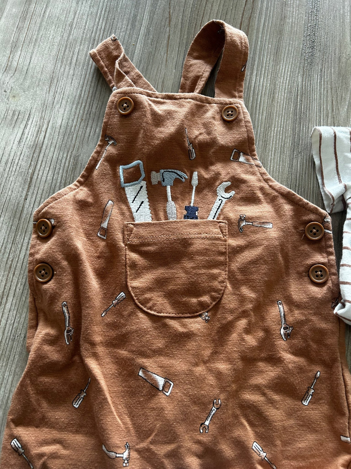 Four piece matching outfits, Kids 9 Month (6-9M)
