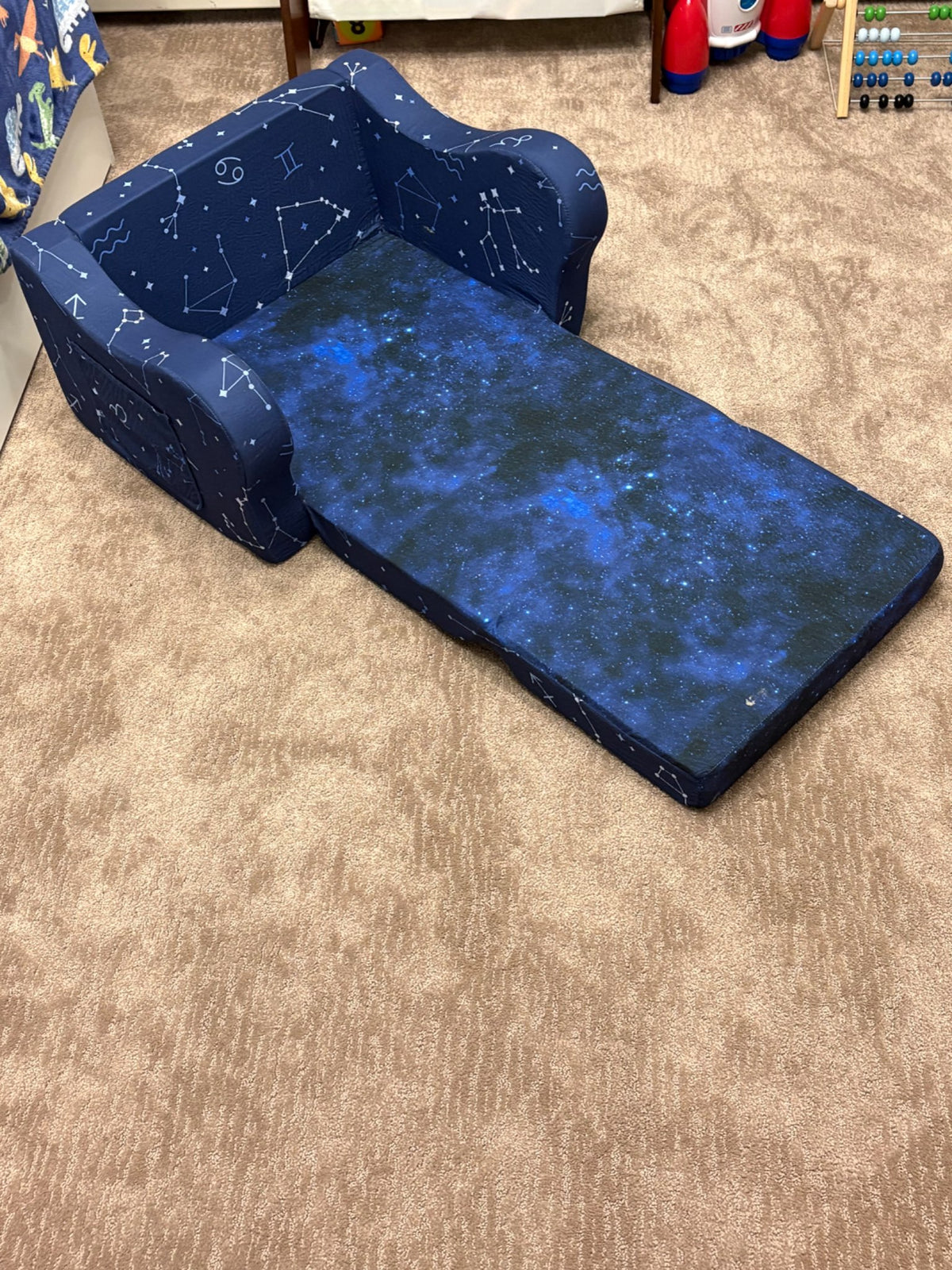 Kids 2-in-1 Flip-Out Sofa Bed – Galaxy / Constellation Print