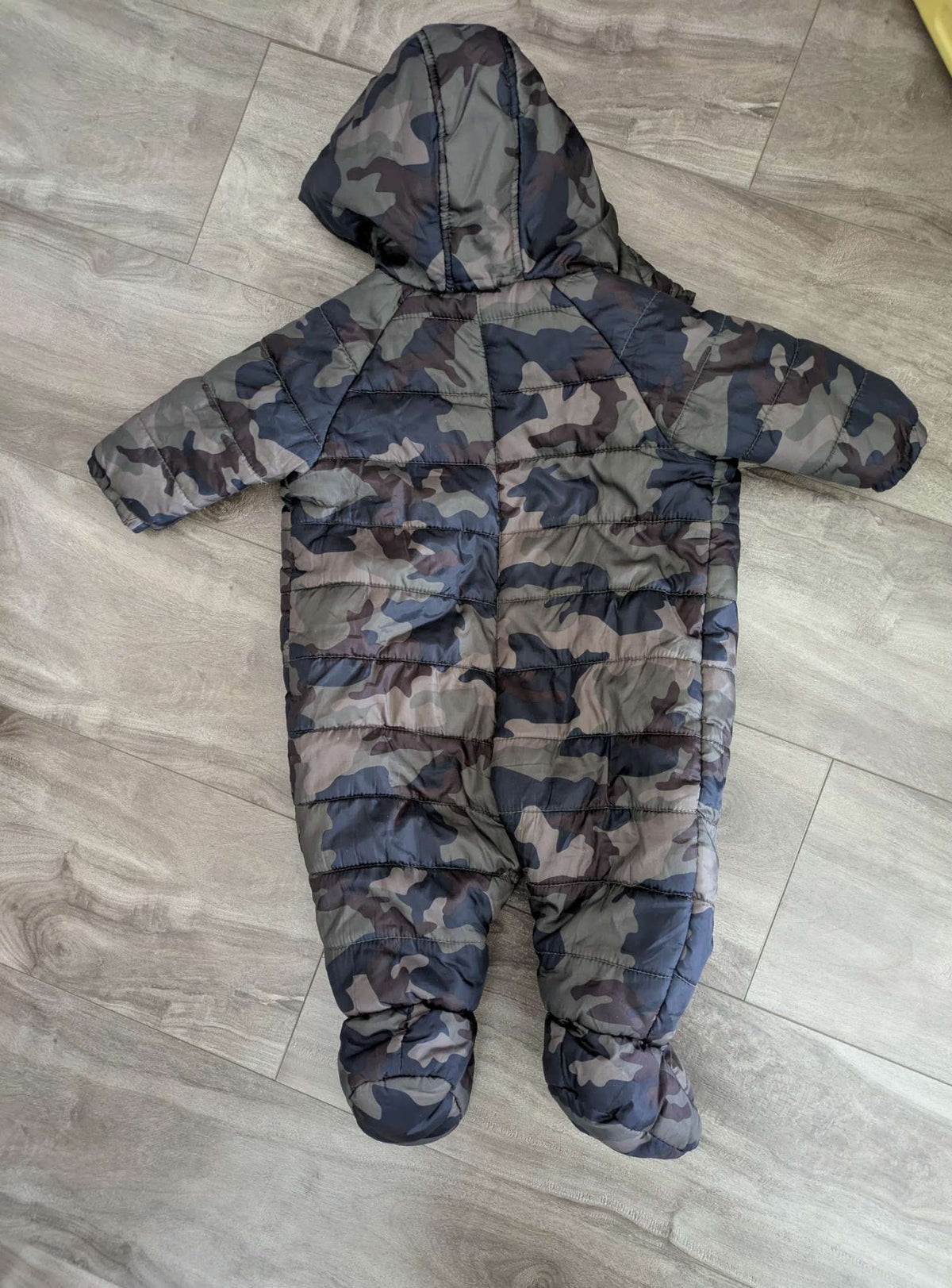 Joe fresh bunting suit, Kids 6 Month (3-6M)