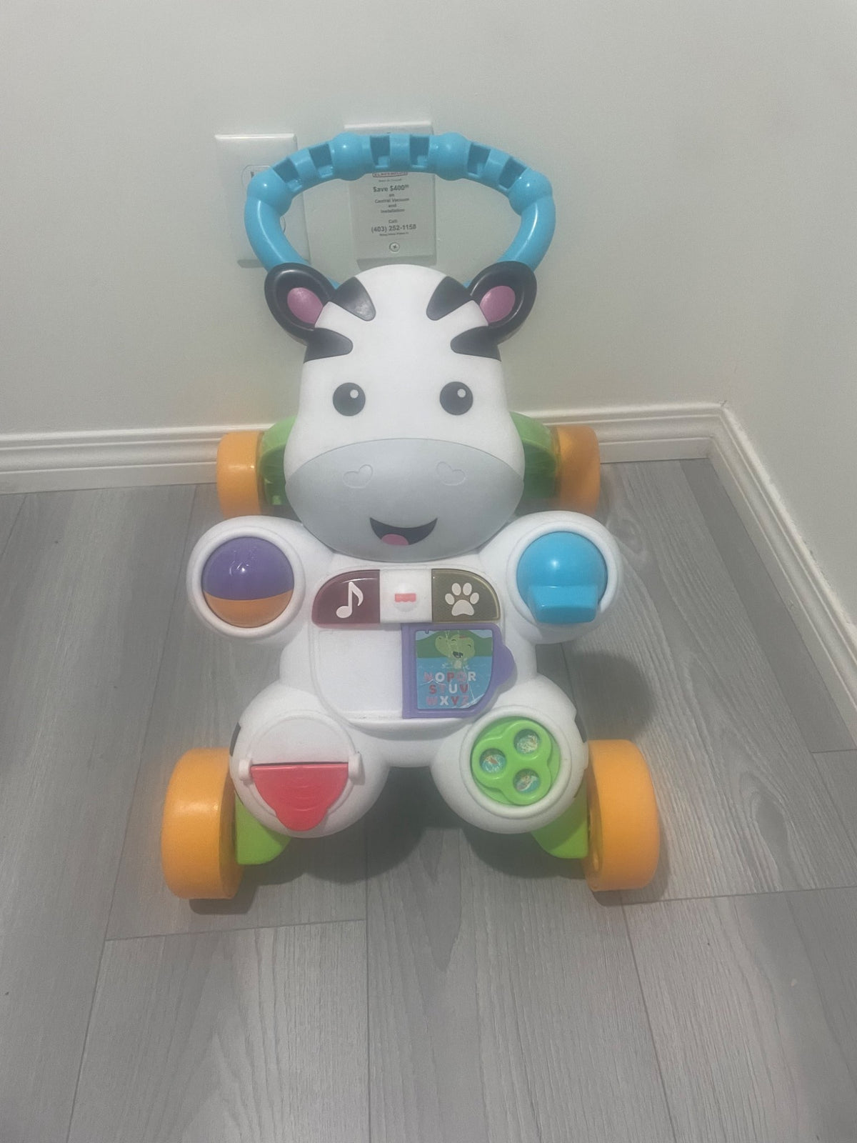 Fisher price baby push walker (6-12months)
