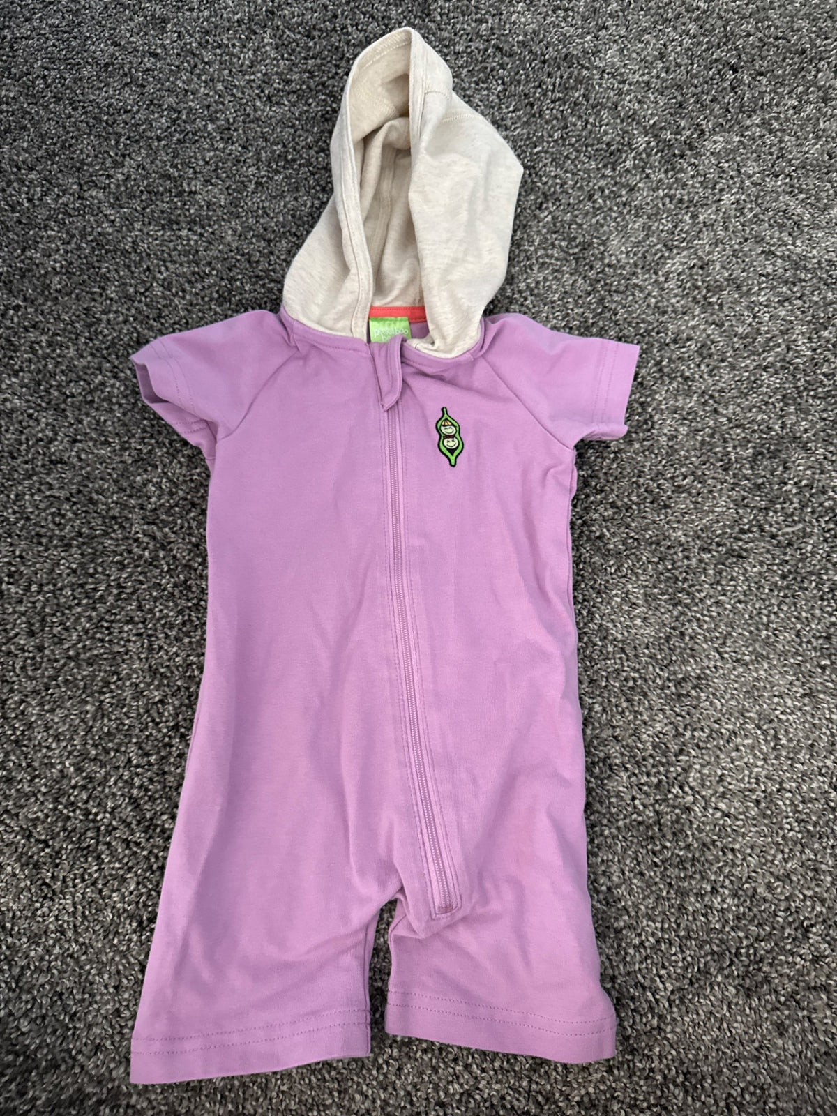 Peekaboo jumpsuit , Kids 6 Month (3-6M)