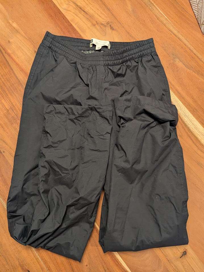 Youth 12 black splash pants MEC , Kids 12